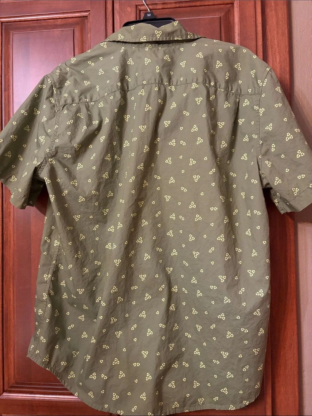 Levi's Short Sleeve Classic One-Pocket Standard Green  size large